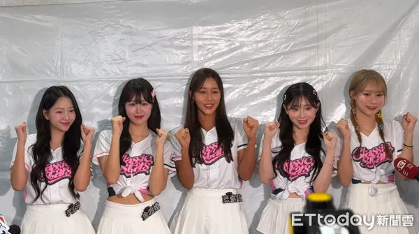 ▲▼  李沿珍、金渡娥、裴垂鉉、金娜妍和朴善珠           。（圖／記者王真魚攝）