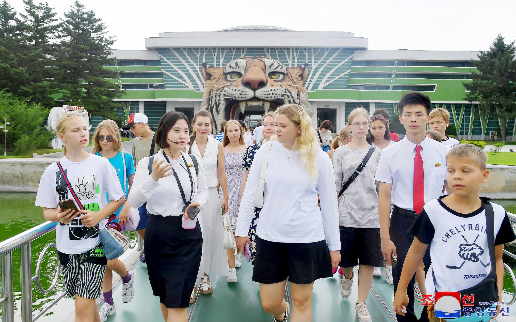 ▲▼俄羅斯兒童前往北韓元山松濤園參加夏令營。（圖／達志影像）