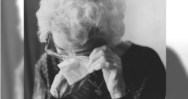 網友的大姑表示父母有在收租不用給生活費，且未來還有遺產稅的問題，讓網友婆婆氣到當場翻臉走人。（示意圖／unsplash）