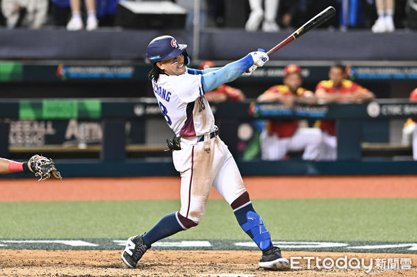 ▲▼2026年第6屆WBC世界棒球經典賽資格賽WBCQ，張育成。（圖／記者李毓康攝）