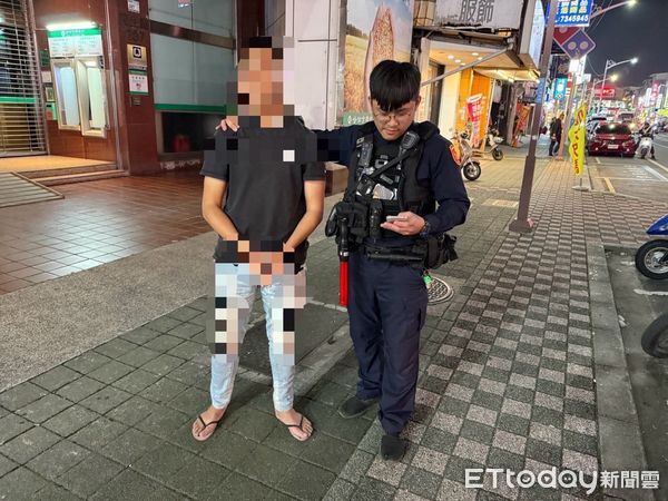 ▲屏東警分局逮獲詐騙車手             。（圖／記者陳崑福翻攝）