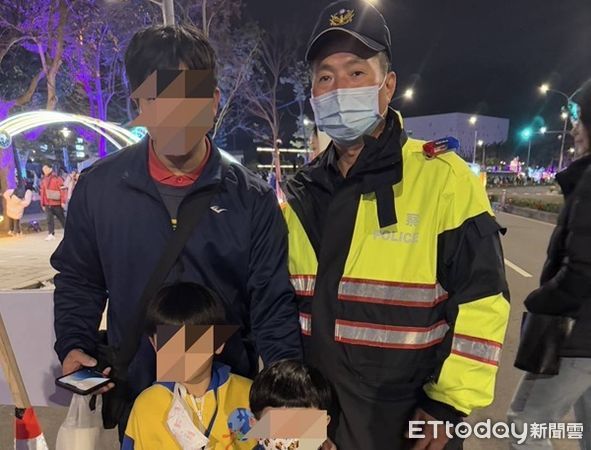 ▲走失的6歲葉姓女童則由員警帶往服務站廣播，順利找到父親。（圖／桃園警分局提供）