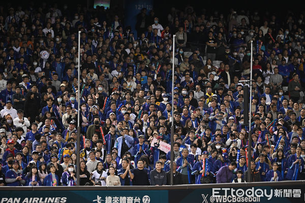 ▲▼2026年第6屆WBC世界棒球經典賽資格賽WBCQ，台北大巨蛋連日來吸引超過三萬名球迷進場觀戰。（圖／記者李毓康攝）