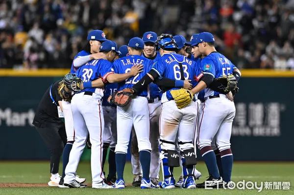 ▲▼2026年第6屆WBC世界棒球經典賽資格賽WBCQ，中華隊擊敗南非拿下資格賽首勝。（圖／記者李毓康攝）