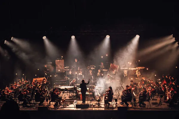 ▲SIGUR RÓS 、NSO國家交響樂團跨界演出。（圖／寬宏提供）