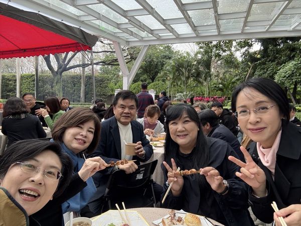 ▲▼林岱樺出席總統賴清德烤肉趴。（圖／翻攝臉書）