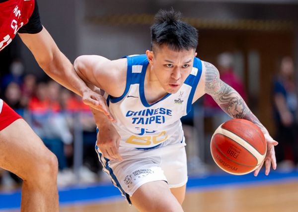 ▲中華男籃林庭謙、林信寬、圖齊、雷蒙恩、盧峻翔。（圖／取自FIBA官網）