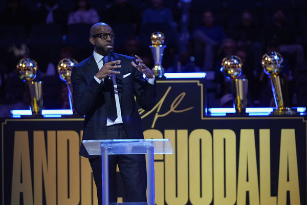 ▲勇士退役伊古達拉9號球衣。（圖／達志影像／美聯社）