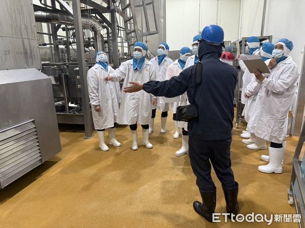 ▲台南市消防局第三救災救護大隊，選定學甲消防分隊轄內「碁富食品有限公司台南場」實施踏勘及廠商自衛消防編組。（圖／記者林東良翻攝，下同）