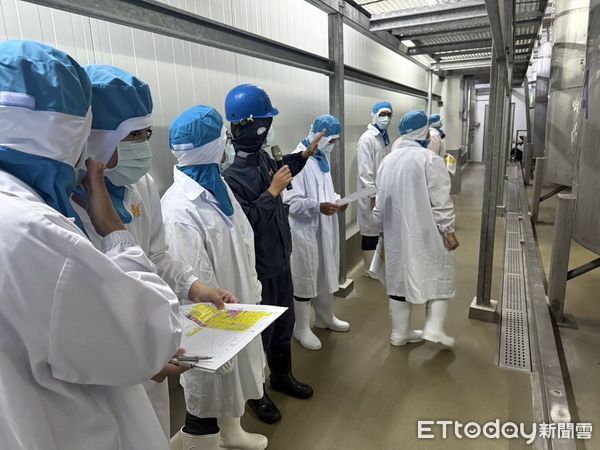 ▲台南市消防局第三救災救護大隊，選定學甲消防分隊轄內「碁富食品有限公司台南場」實施踏勘及廠商自衛消防編組。（圖／記者林東良翻攝，下同）