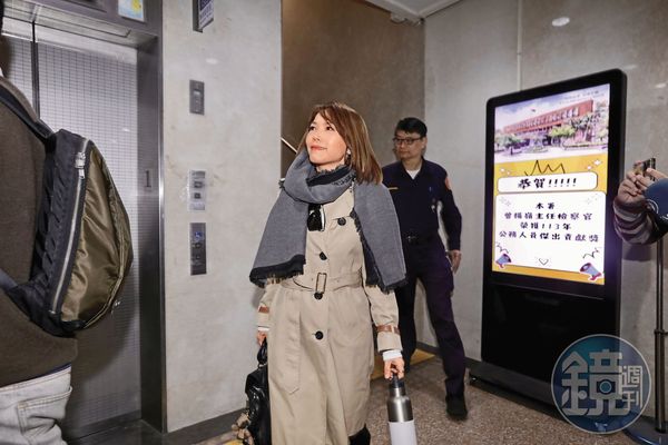 民眾黨立院黨團主任陳智菡涉政治獻金抽佣被查辦。