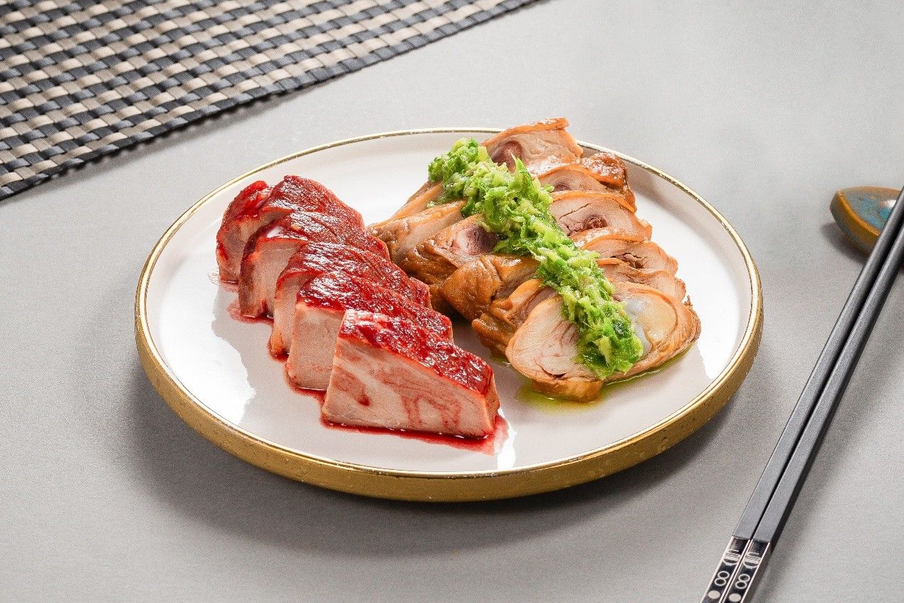 免錢的美食！玩翻牌遊戲就能選好禮，再加碼送蛋塔！（圖／八餐飲提供）