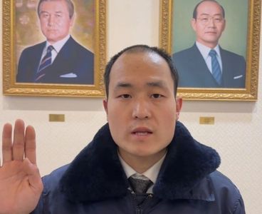 嘲諷光州事件！中國男喊「全斗煥回來了」扮總統　韓國人氣炸了　