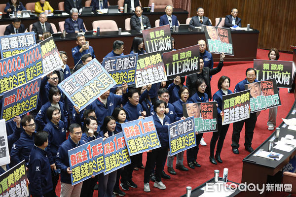 ▲行政院長卓榮泰施政報告遭國民黨團動員杯葛。（圖／記者林敬旻攝）
