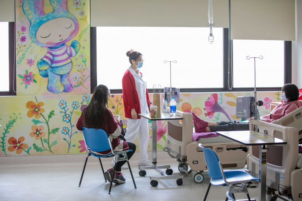 大型壽險公司統計健康險申請理賠案件中，癌症險占為大宗。（示意圖／報系資料）