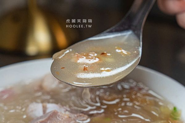 ▲▼旗山老街39年老店!加特製油蔥酥的豬舌冬粉,必吃半熟爆漿月見肉燥飯。（圖／部落客虎麗授權提供）