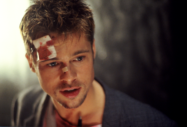 ▲布萊德彼特主演經典片《火線追緝令》重映。（圖／華納兄弟電影提供）