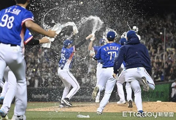 ▲▼2026年第6屆WBC世界棒球經典賽資格賽WBCQ，中華隊在附加賽贏得關鍵勝利，晉級經典賽正賽。（圖／記者李毓康攝）