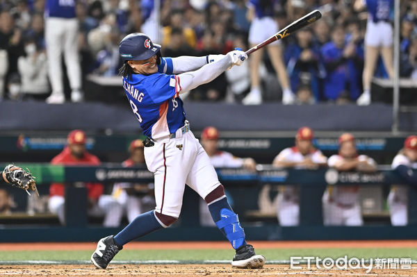 ▲▼2026年第6屆WBC世界棒球經典賽資格賽WBCQ，張育成。（圖／記者李毓康攝）