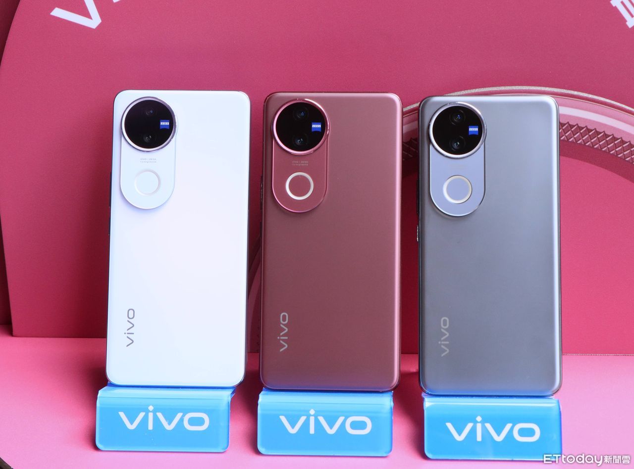 ▲▼    vivo V50         。（圖／記者蘇晟彥攝）