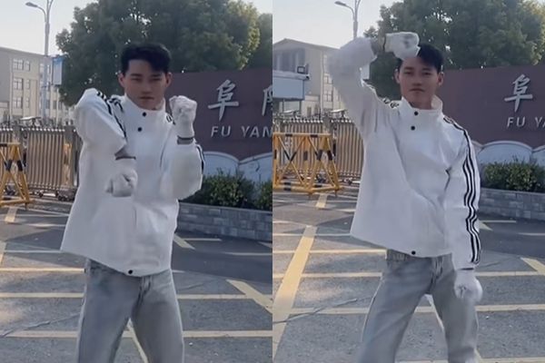 ▲▼阿浩在校門口跳青海搖爆紅。（圖／翻攝自微博）