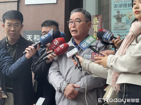 ▲▼民進黨中常委陳茂松受訪。（圖／記者杜冠霖攝）