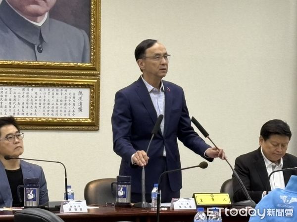 ▲國民黨主席朱立倫主持中常會。（圖／記者鄭佩玟攝）