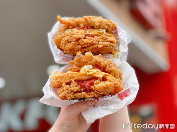 ▲▼肯德基「莎莎咔啦肉霸堡」登台。（圖／記者蕭筠攝）