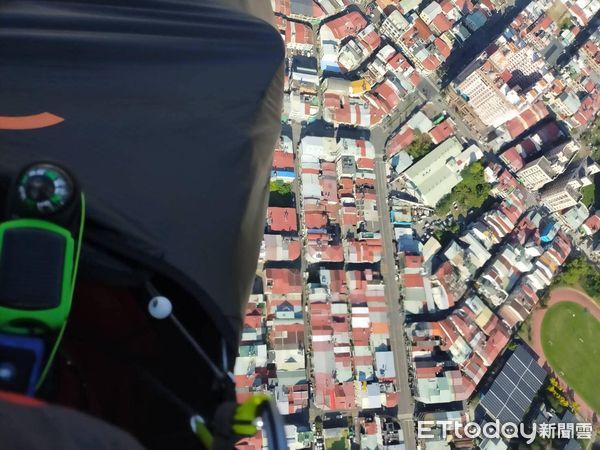 ▲日本飛行傘玩家熊谷勝秀三度來台，於空中鳥瞰台灣埔里美景。（圖／田志興提供）