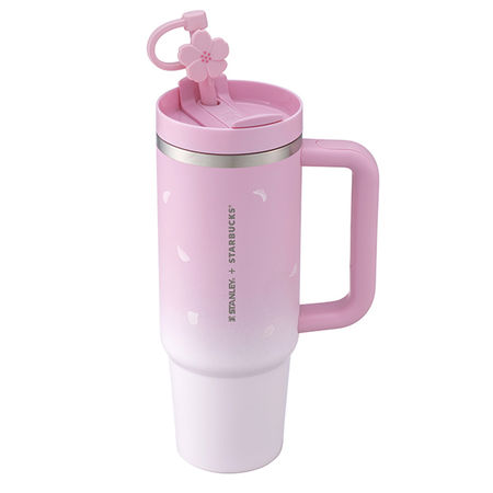 ▲星巴克ＸSTANLEY聯名商品「魅力粉40OZ 不鏽鋼把手 TOGO 冷水杯」。（圖／品牌提供）