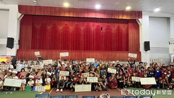 ▲南迴區原民族語讀者劇場比賽登場。（圖／記者楊漢聲翻攝）