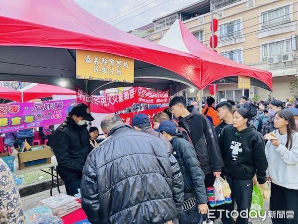 ▲▼   民雄分局打詐隊，結合在地資源，強力阻詐」   。（圖／民雄分局提供）