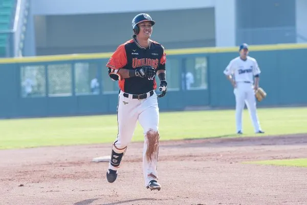 ▲▼  林安可、蘇智傑相繼開轟           。（圖／統一獅提供）