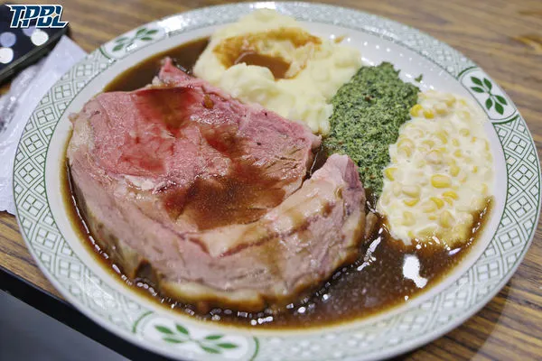 ▲雲豹牛排主題日高錦瑋、林信寬，國王沃許本。（圖／TPBL職籃提供）