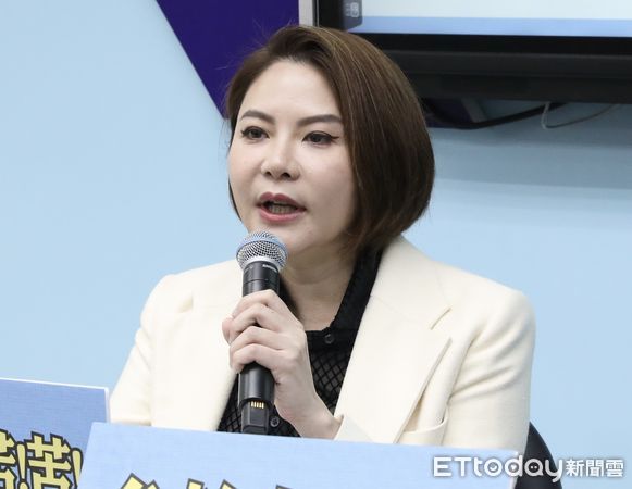 ▲▼國民黨團召開 急診苦等病床 高官冷血歡唱   記者會  羅智強 賴士葆 陳菁徽。（圖／記者屠惠剛攝）