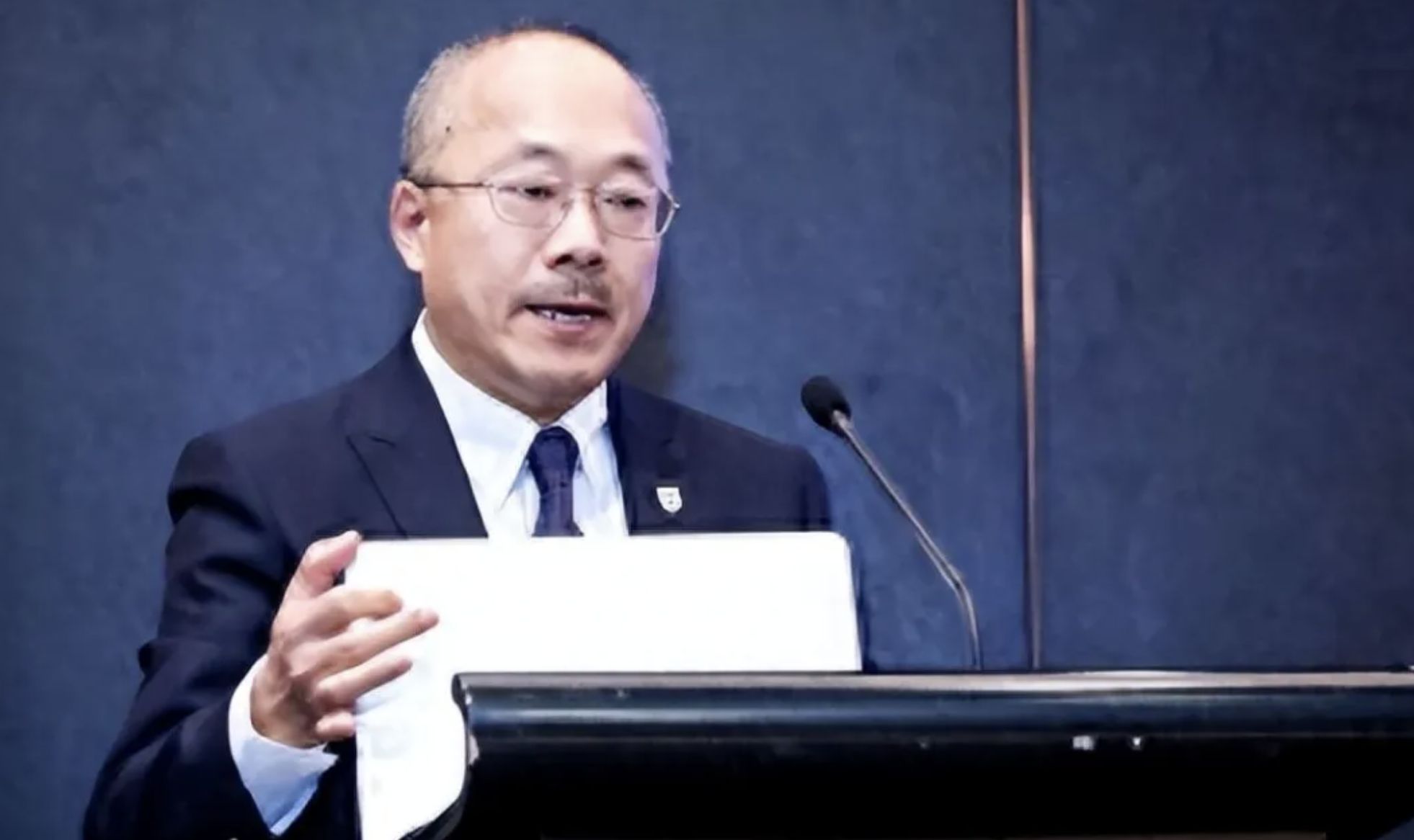 ▲大陸官媒《光明日報》前評論部副主任董郁玉涉間諜案被判刑7年。（圖／翻攝微博）