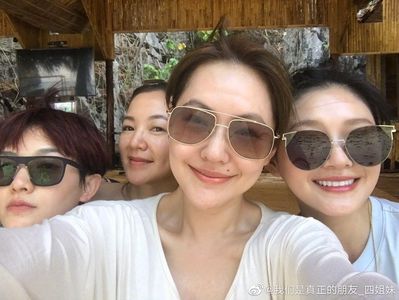 范曉萱開唱「留空位給大S」！小S、阿雅驚喜合體痛哭　登熱搜惹鼻酸