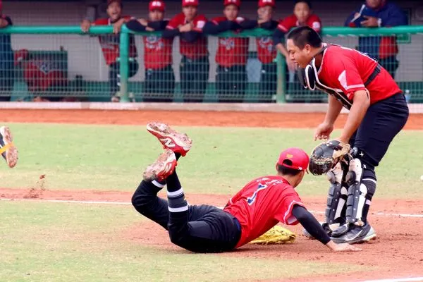 ▲▼高中木棒聯賽，穀保、東體。（圖／學生棒聯提供）