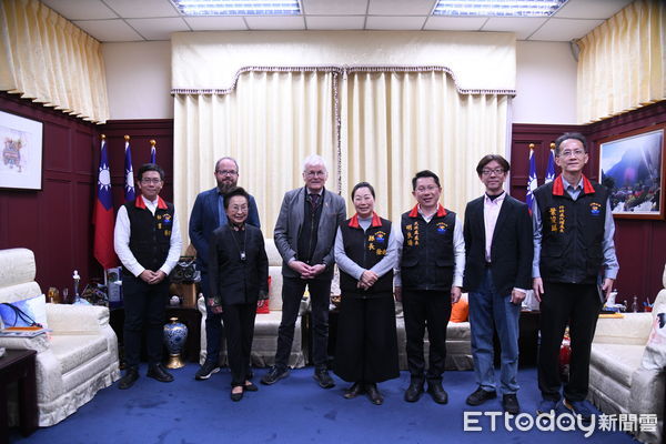 ▲▼德國前瑪則海姆市長率凱爾公共行政學院學生團訪問花蓮，拜會縣長徐榛蔚。（圖／花蓮縣政府提供，下同）