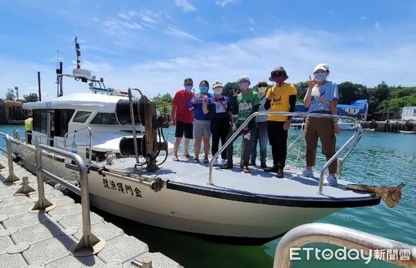 ▲▼       白海豚調查志工訓練課程 一起見證海洋生命的故事      。（圖／記者林名揚翻攝）