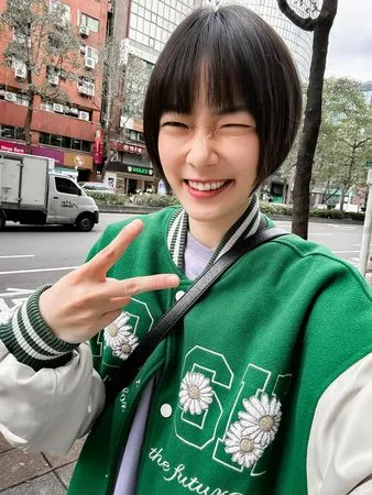 ▲羅小白一早Instagram帳號遭有心人士嘗試登入。（圖／翻攝自Facebook／羅小白S.white）