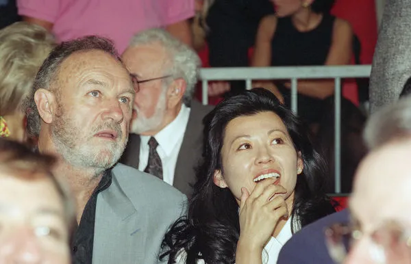 ▲好萊塢傳奇演員金哈克曼（Gene Hackman）日裔妻子荒川貝琪（Betsy Arakawa）被發現雙雙陳屍家中。（圖／達志影像／美聯社）