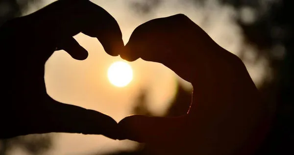 《搜狐網》命理專欄「每日運勢風水」點出4個星座，3月在職場如魚得水，桃花也朵朵開。（示意圖／Pixabay）