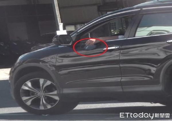 ▲亂丟菸蒂、檳榔渣最高罰6000元。（圖／記者楊漢聲翻攝）