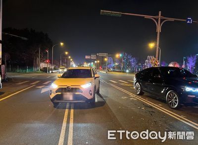 休旅車左轉斑馬線上猛撞行人!路人急拍車窗 驚悚畫面曝光