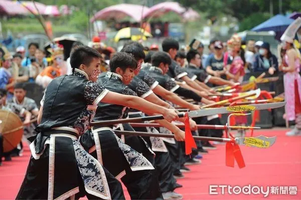 ▲▼內門宋江陣迄今已有200多年歷史，成高雄年度的宗教暨文化慶典盛事。（圖／觀光署提供）