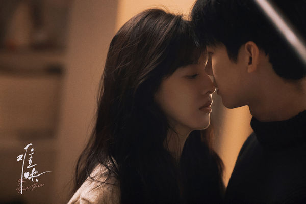 ▲▼《難哄》《愛你》導演都是台灣人。（圖／翻攝自微博）