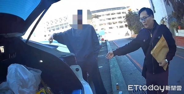 ▲▼警方逮捕6名詐欺車手並查扣相關犯罪物證，依詐欺罪嫌分別移請花蓮地方檢察署偵辦。（圖／花蓮縣警察局提供，下同）