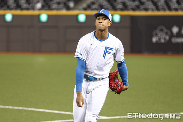 ▲日職火腿隊萬波中正。（圖／記者林敬旻攝）