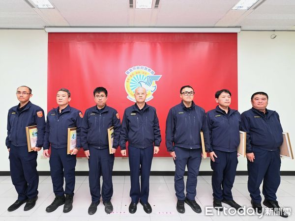 ▲▼  嘉義市政府警察局表揚員警好人好事新聞     。（圖／嘉義市警局提供）